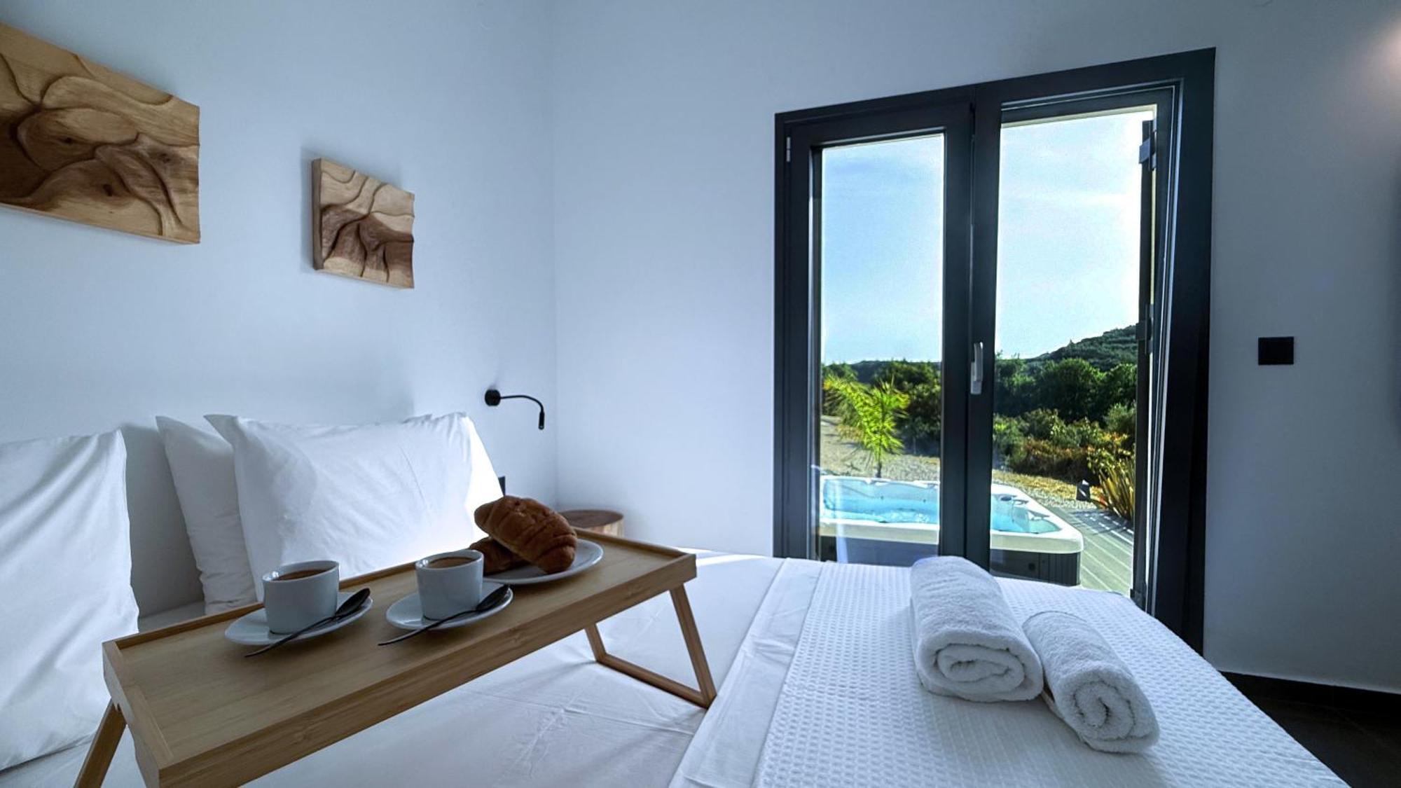 Ek Ornelakis, Luxury Country House With Jacuzzi Ханья Экстерьер фото